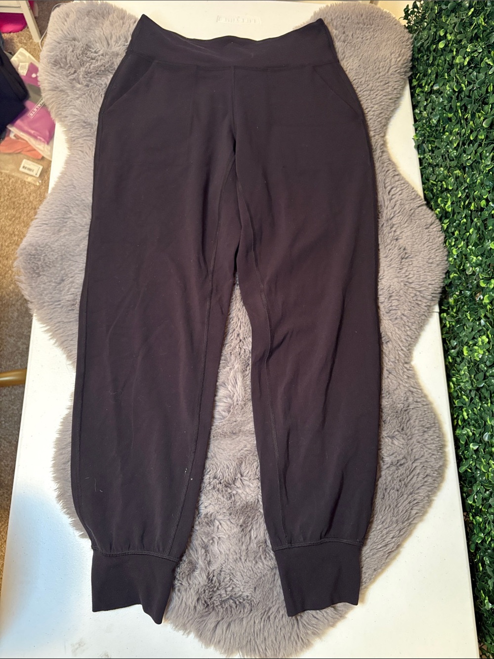 lululemon athletica Black 25” Align Jogger Pants Size 6 - Picture 5 of 5